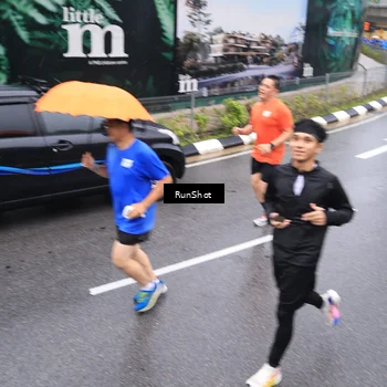 Runner Photo 7947666