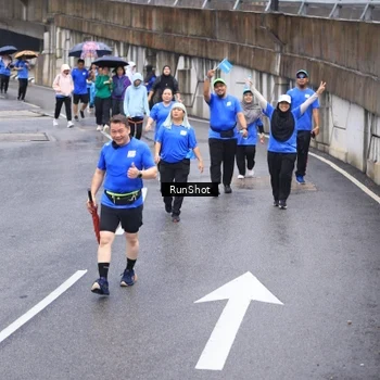Runner Photo 7947671