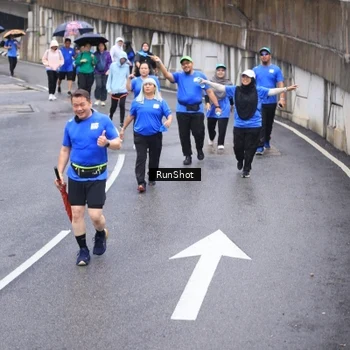 Runner Photo 7947675