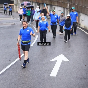 Runner Photo 7947693