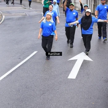 Runner Photo 7947711