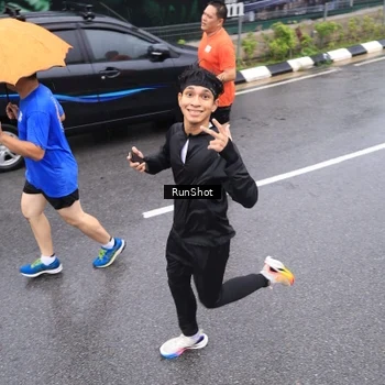 Runner Photo 7947713