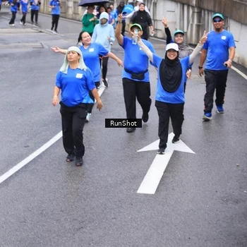 Runner Photo 7947721