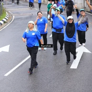 Runner Photo 7947730