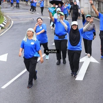Runner Photo 7947731