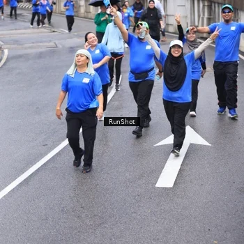 Runner Photo 7947736