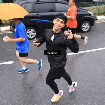 Runner Photo 7947746