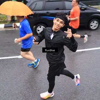 Runner Photo 7947758
