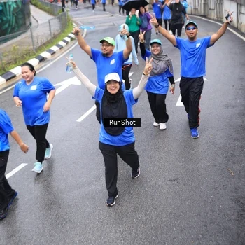 Runner Photo 7947763