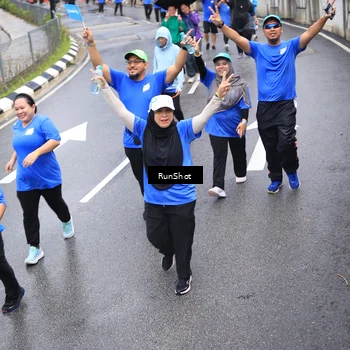 Runner Photo 7947765