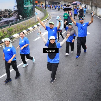 Runner Photo 7947773