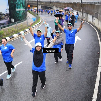 Runner Photo 7947776