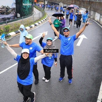 Runner Photo 7947794