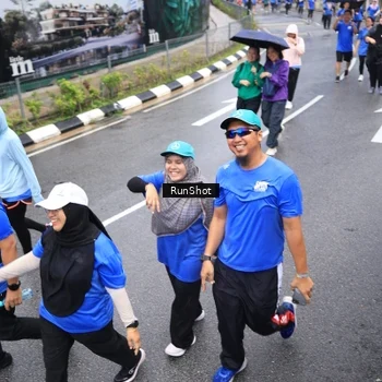 Runner Photo 7947810