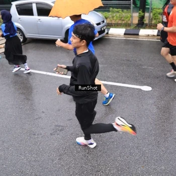 Runner Photo 7947835
