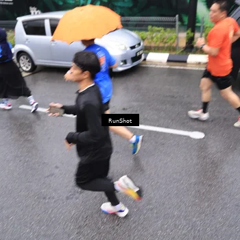 Runner Photo 7947844