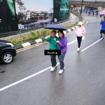 Runner Photo 7947846