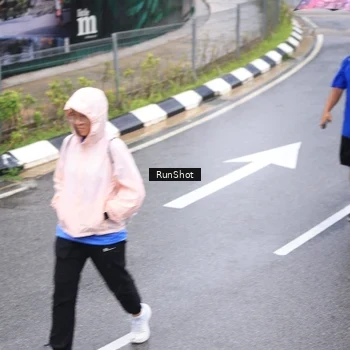 Runner Photo 7947848