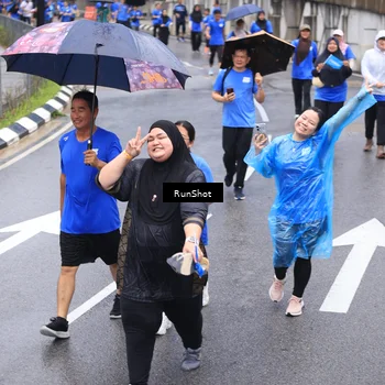 Runner Photo 7947855