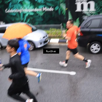 Runner Photo 7947857