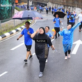 Runner Photo 7947863