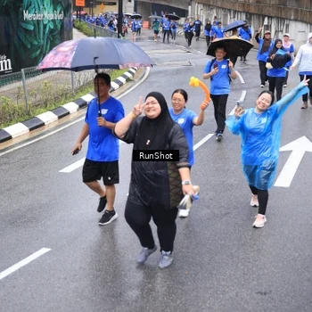 Runner Photo 7947865