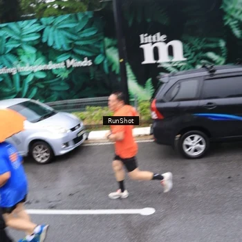 Runner Photo 7947868