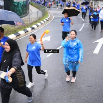Runner Photo 7947876