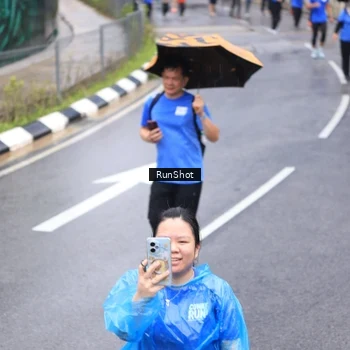 Runner Photo 7947885