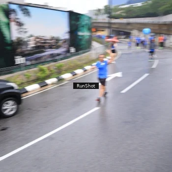 Runner Photo 7947911