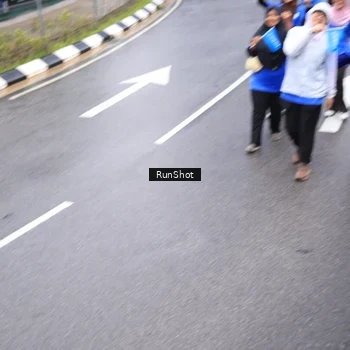 Runner Photo 7947928