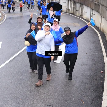 Runner Photo 7947933