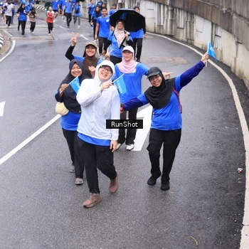 Runner Photo 7947941