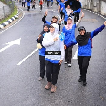 Runner Photo 7947944