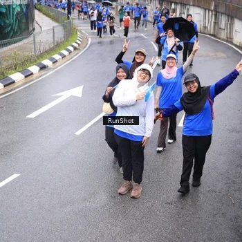 Runner Photo 7947949