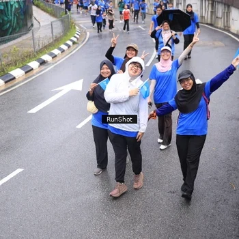 Runner Photo 7947954