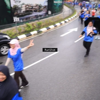 Runner Photo 7947992