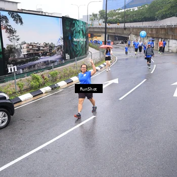 Runner Photo 7947994