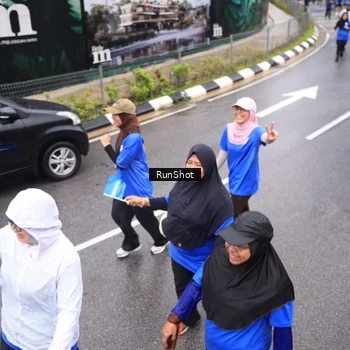 Runner Photo 7947996