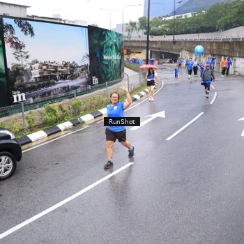 Runner Photo 7947999