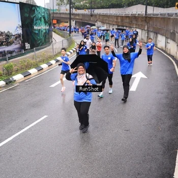 Runner Photo 7948000