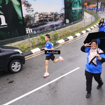Runner Photo 7948008
