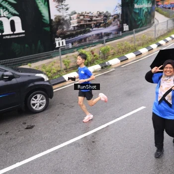 Runner Photo 7948009