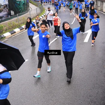 Runner Photo 7948024