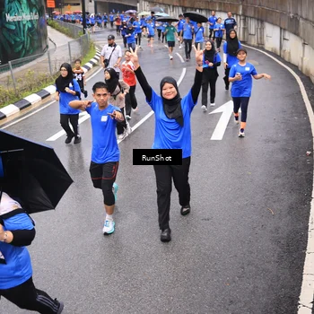 Runner Photo 7948032