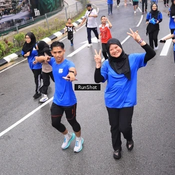Runner Photo 7948034