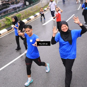 Runner Photo 7948036