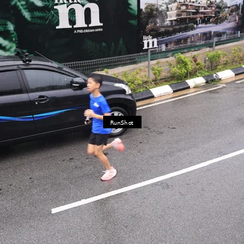 Runner Photo 7948039