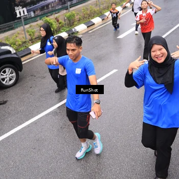 Runner Photo 7948040