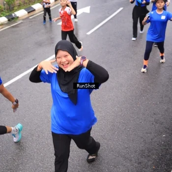 Runner Photo 7948043
